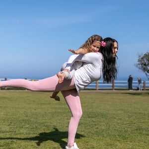 Pockets | Hi-Rise | Resistance Leggings BRAND NEW